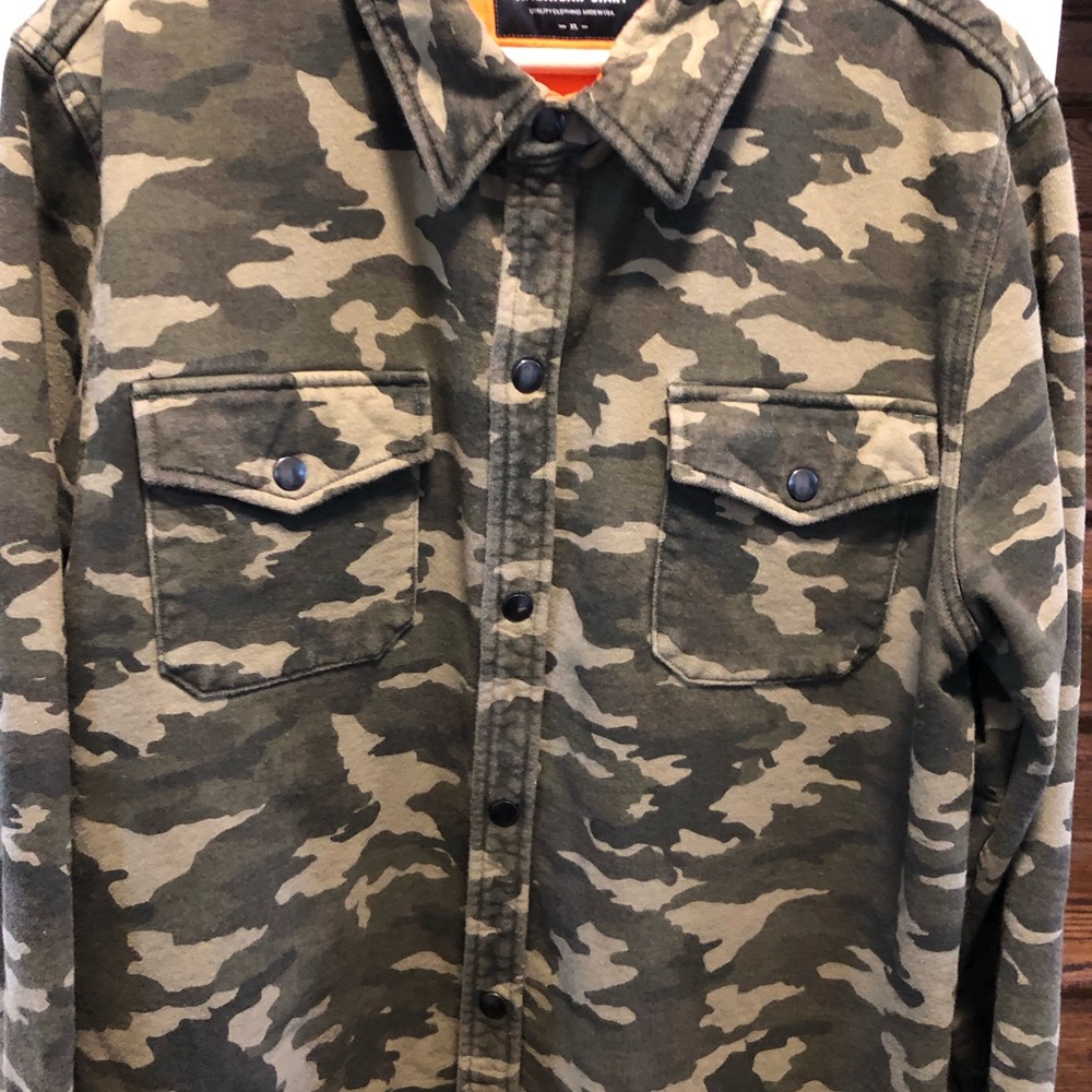 XL American Giant light jacket/shirt. Made in USA.